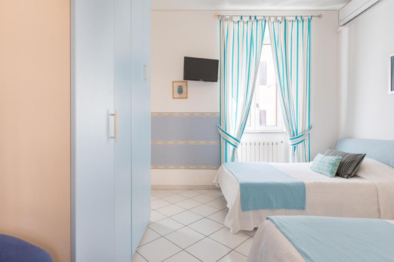 B&B Piazza Fratti Civitavecchia Εξωτερικό φωτογραφία